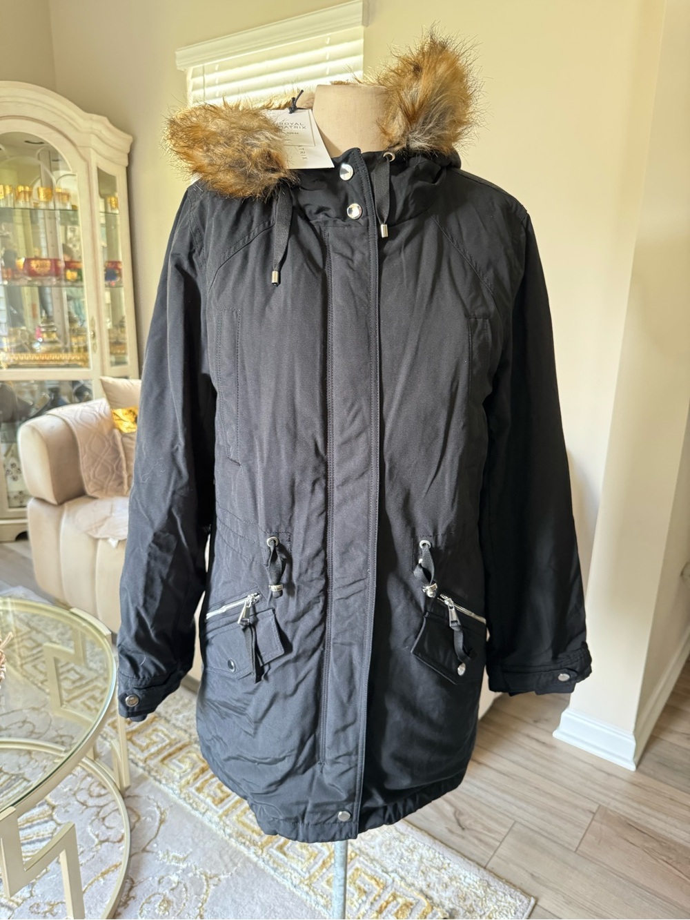 Roya matrix Women’s Black Parka Coat with Faux Fur Hood